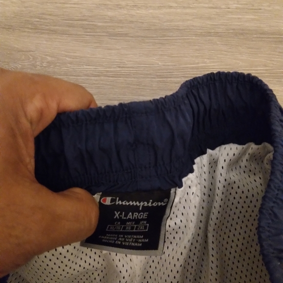 Champion shorts - Picture 5 of 6